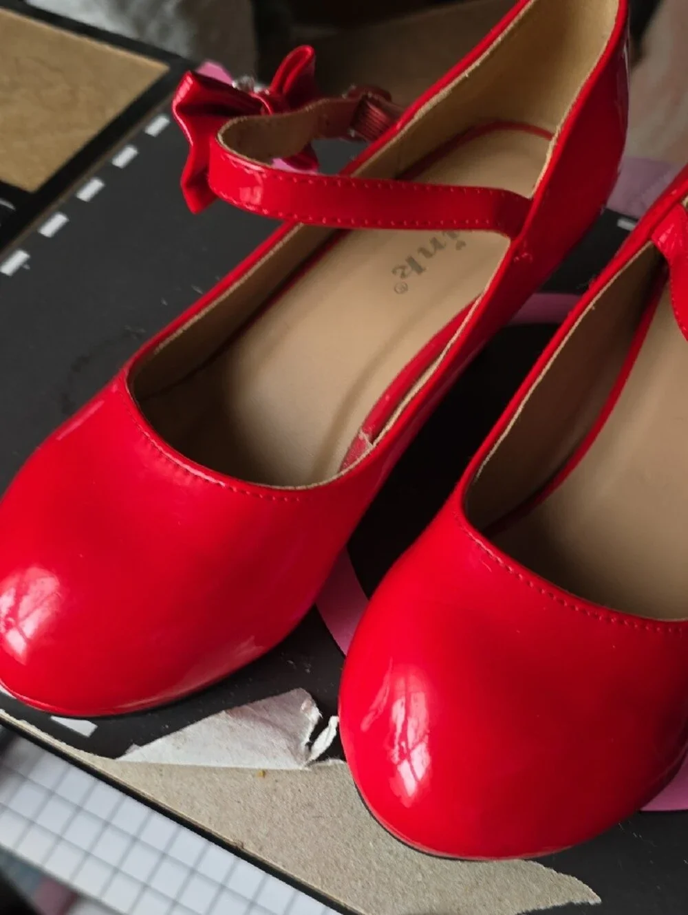 Link Red Patent Mary Jane Shoes with Bow Strap - Kids